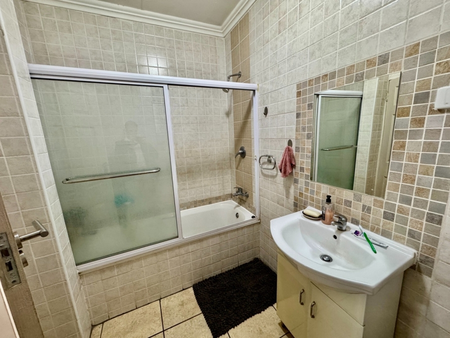 2 Bedroom Property for Sale in Die Bult North West